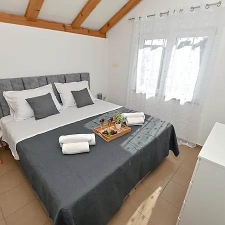 Apartmani Sukosan *