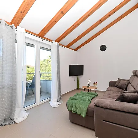 Apartmani Sukosan Daire Sukošan
