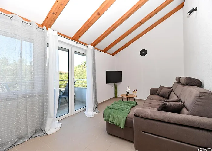 apartmani sukošan 公寓 Sukošan